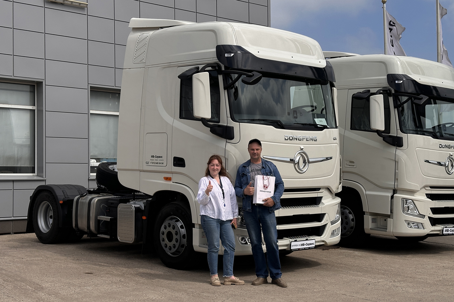 Dongfeng GX передан клиенту!